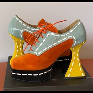 NIB Fluevog 50th Anniversary Munster 54. Size 9.